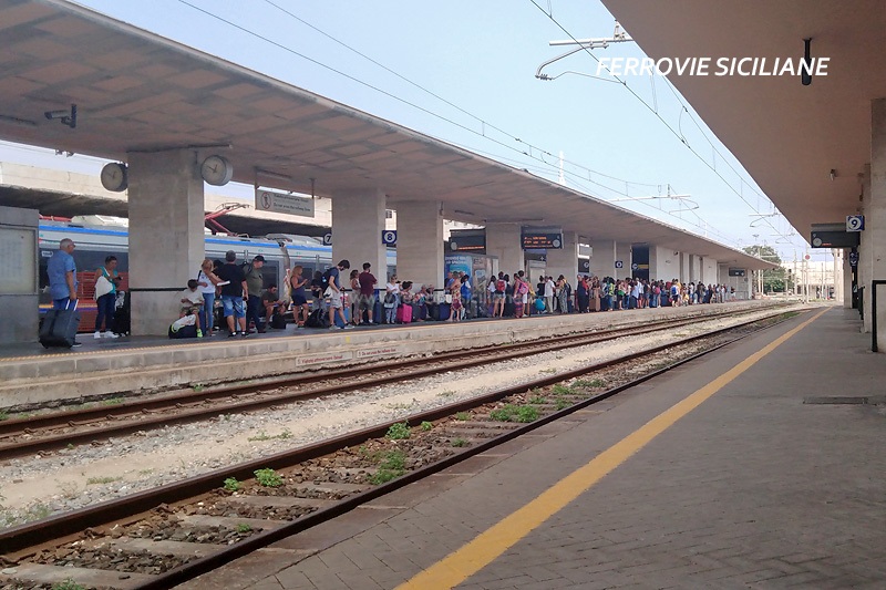 Coronavirus, ipotesi divisione flussi viaggiatori a Messina Centrale