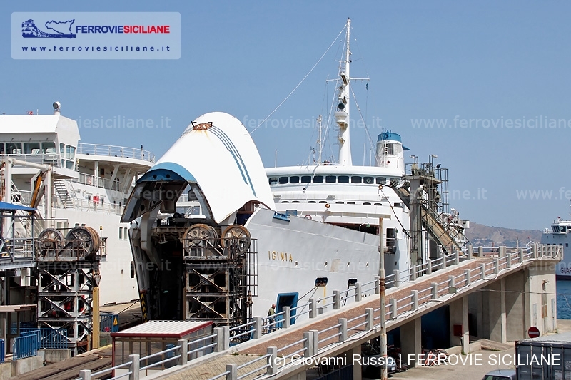 Ultimi giorni sullo Stretto per la nave traghetto Iginia