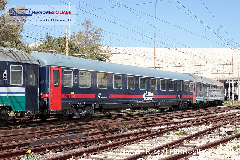 In Sicilia la prima carrozza con la nuova livrea InterCityNotte di Trenitalia