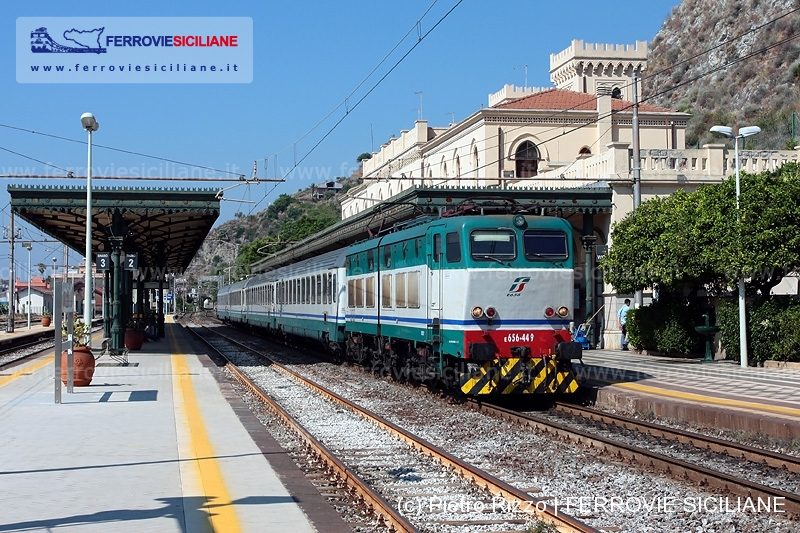 Politica e speculazione hanno sancito la dismissione della stazione FS di Taormina-Giardini